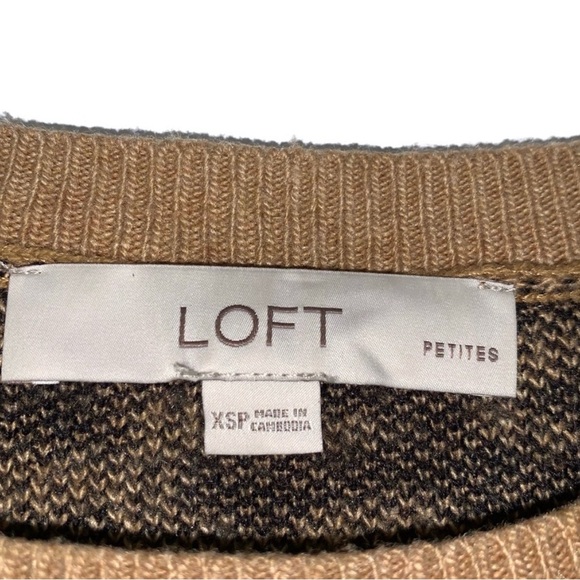 LOFT Petite Leopard Print Wool Blend Sweater - Picture 3 of 6